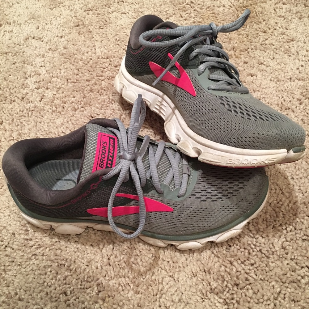 Brooks “Anthem” running shoes
